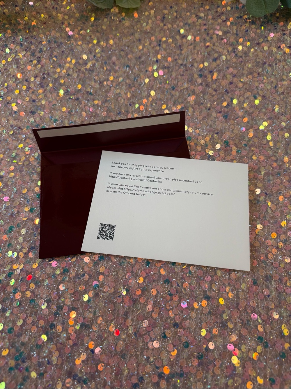 NIB Authentic Gucci Gift Set - Bag, Envelopes, Ribbon, Tissue Paper & Gift Card - Picture 8 of 11